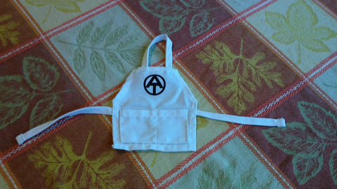 C113 Professionally Manufactured Apron